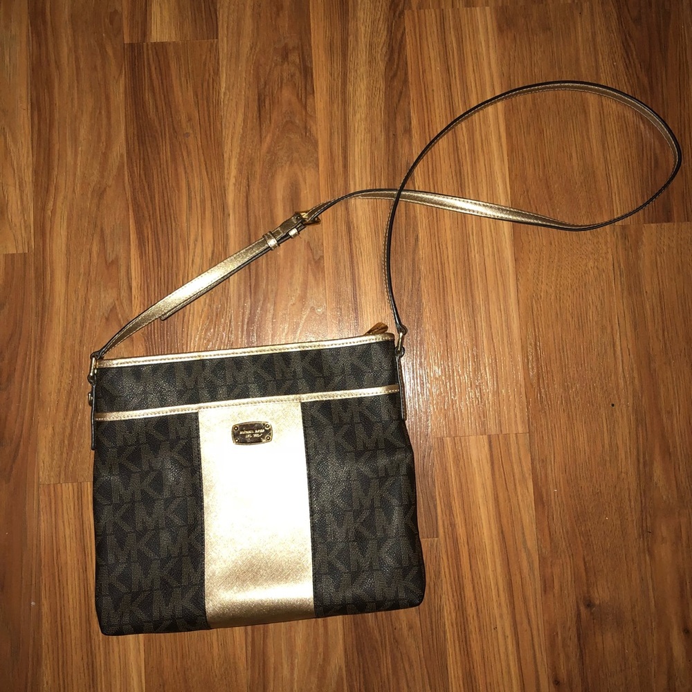 Michael Kors crossbody